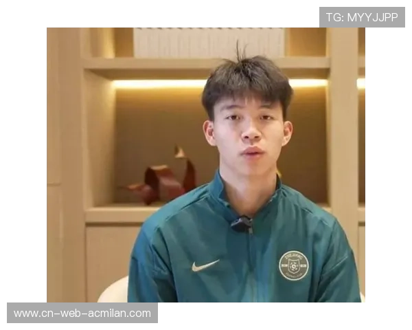 浙江队王钰栋边路传中助攻：点亮绿茵场的关键一瞬